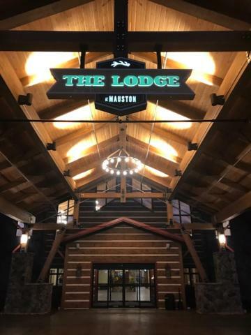 The Lodge At Mauston Kültér fotó